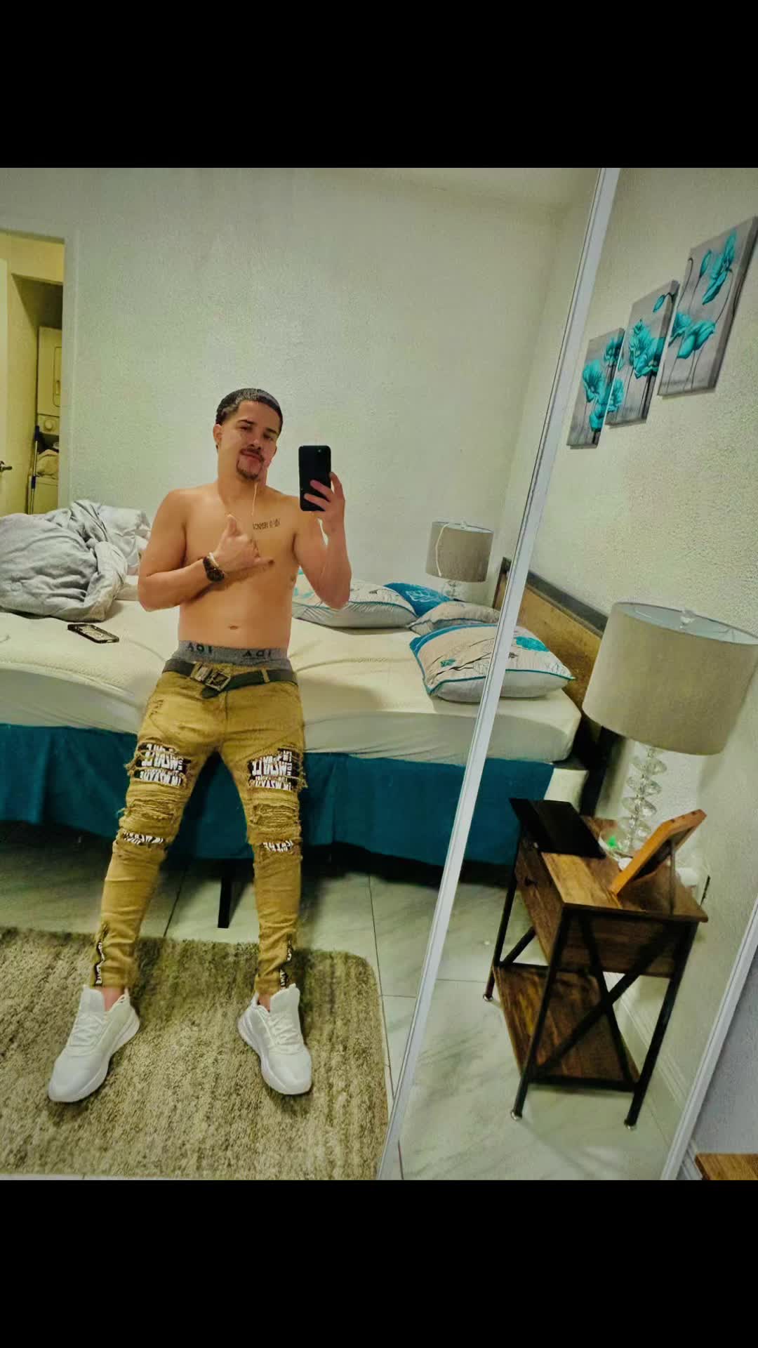 @Zurdito03