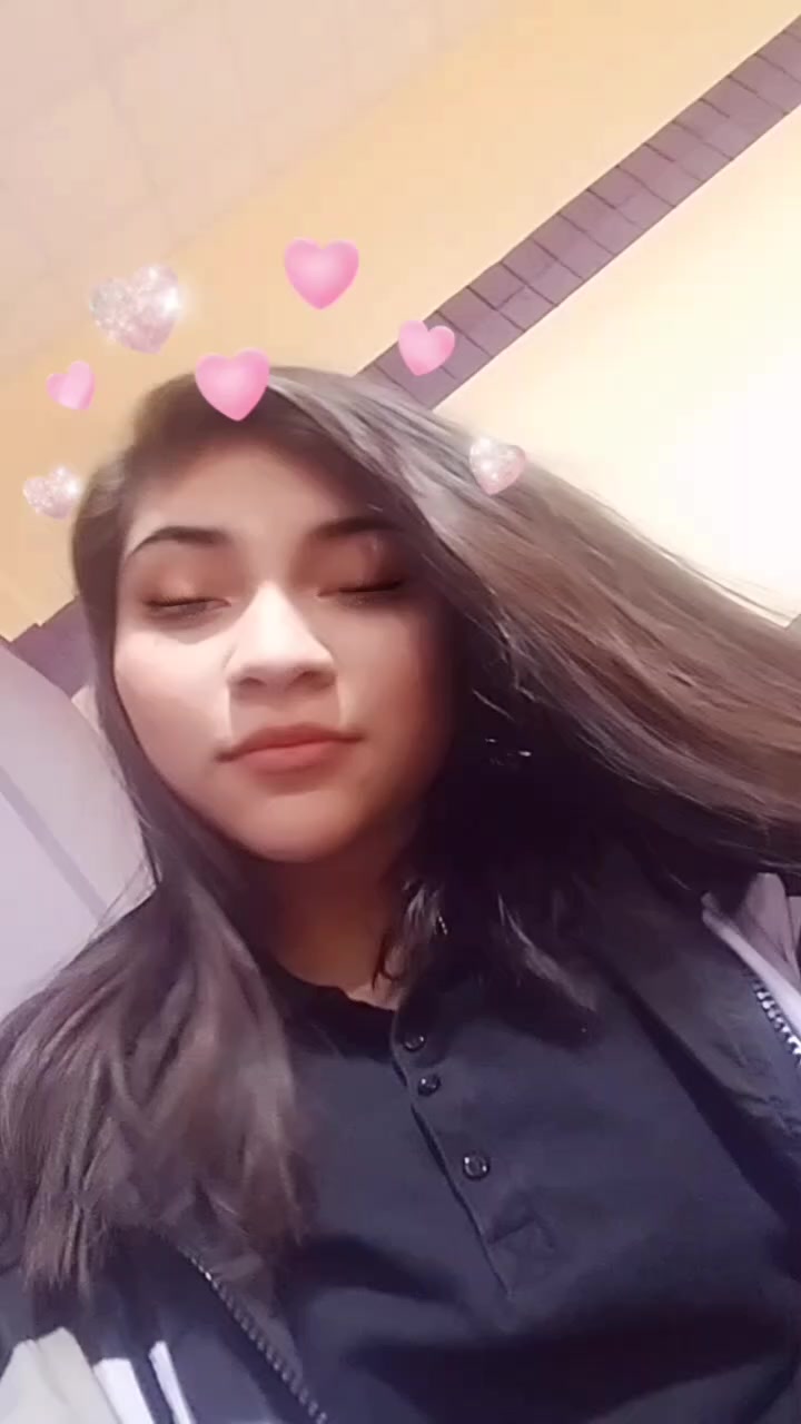 @Zoe clikas
