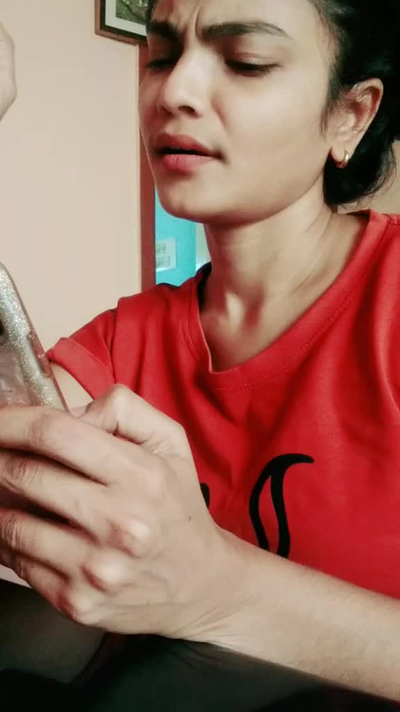 @Vaishu_cherie