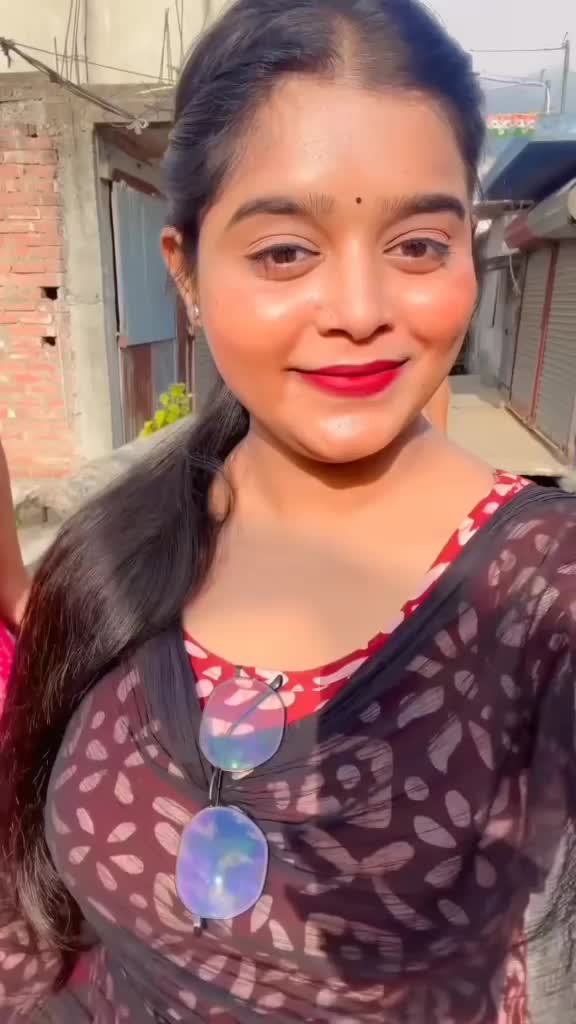 @জাতির বইনা 🙄😁