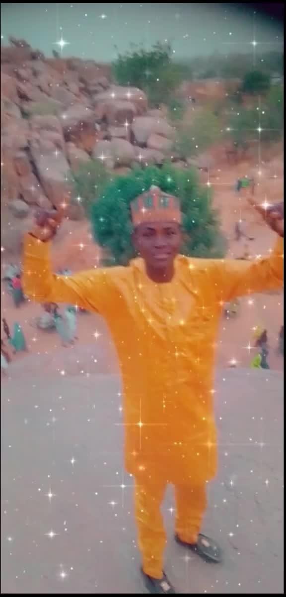 @user5055148346358