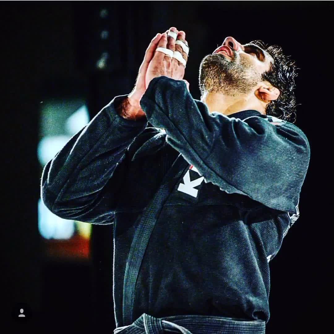 @Lapel Choke