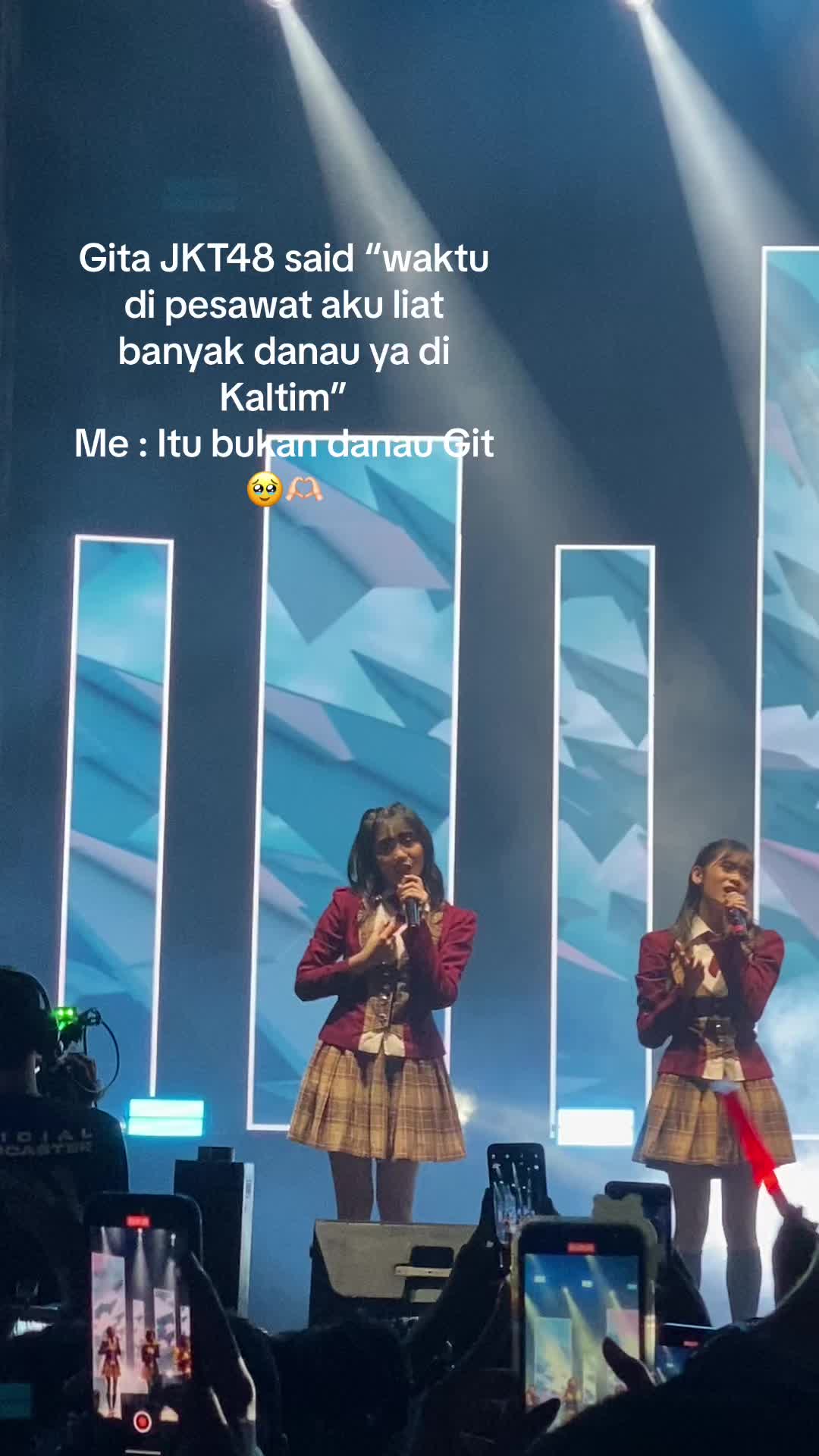 @Qw