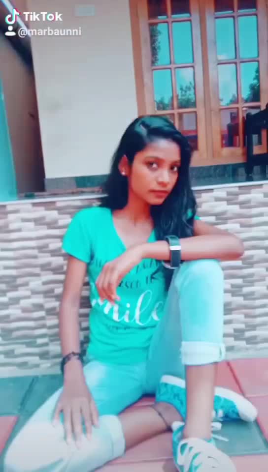 @✌കിങ്ങിണി✌