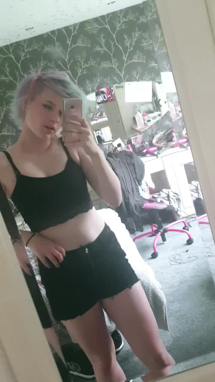 @Em 💕🎀💞