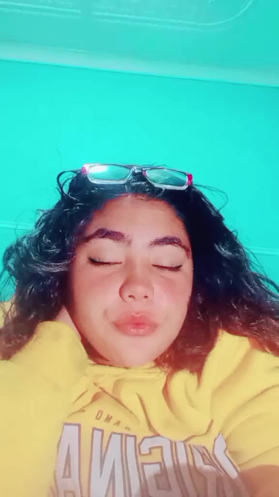 @Wifeyy_bella