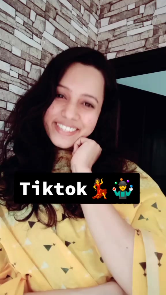 @Ashna Mohan✨