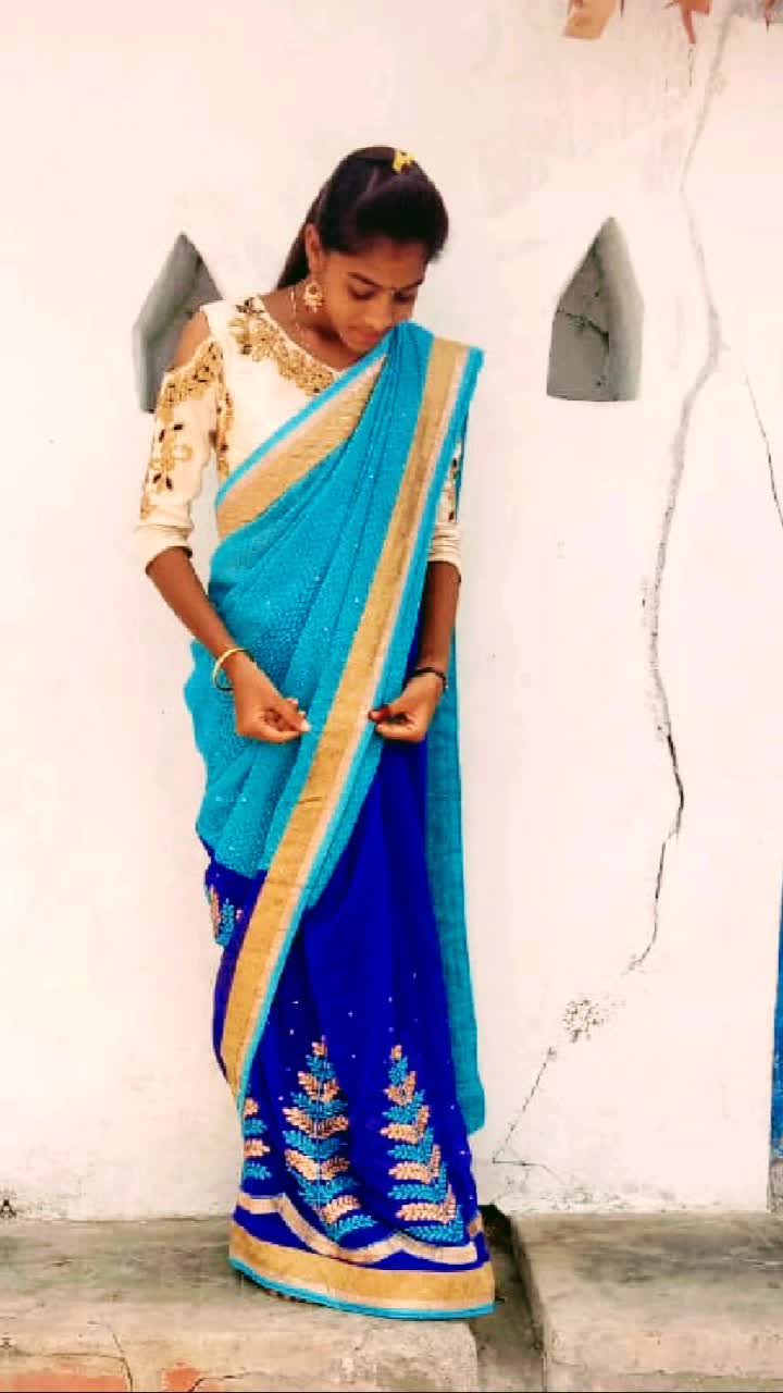 @Akhi😘ishu