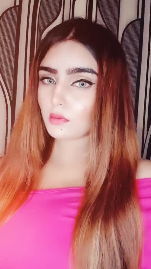@👑Parina Raj👑