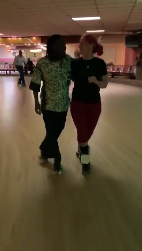 @Courtnee_boo