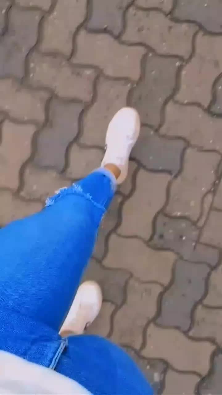 @valevasquez