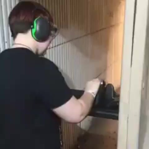@johnnzy