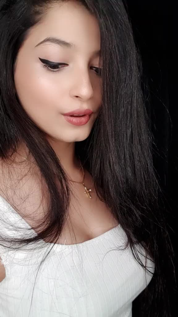 @Ishika Rodrigues❤