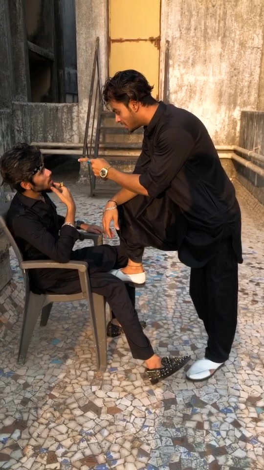 @Khan Amir⚡️