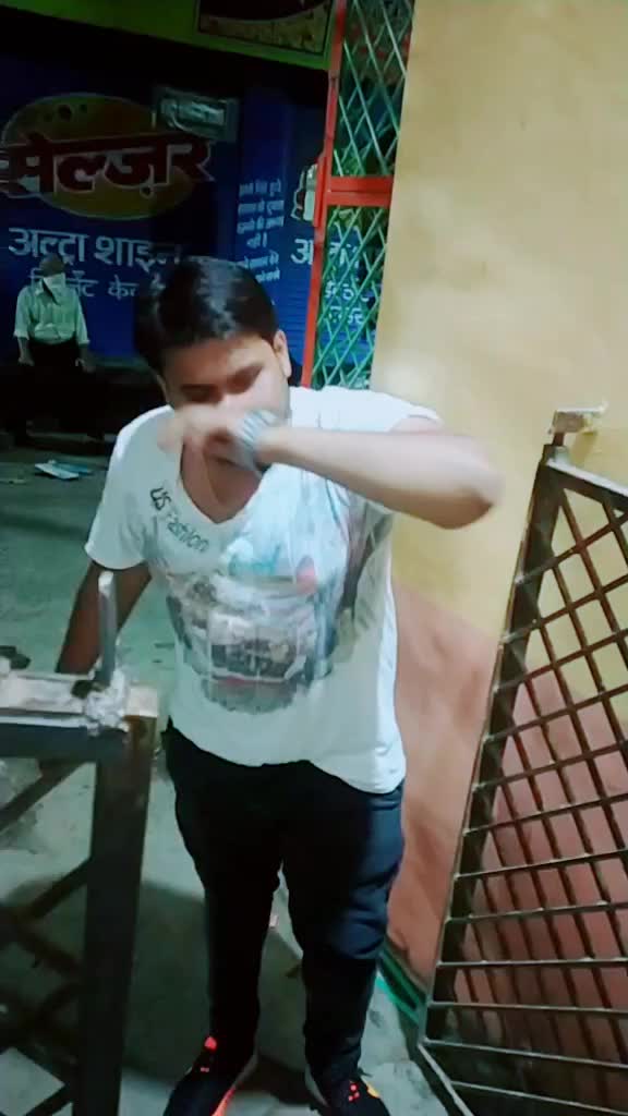 @kamina kanpuriya 😎