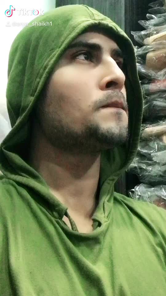 @arya_shaikh