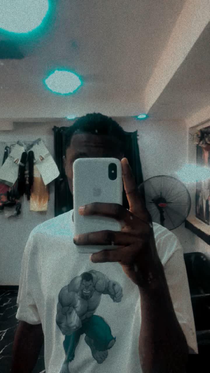 @Mel_vin💦