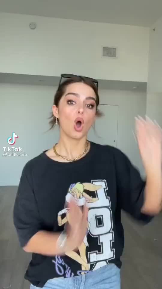 @loren hasnt noticed