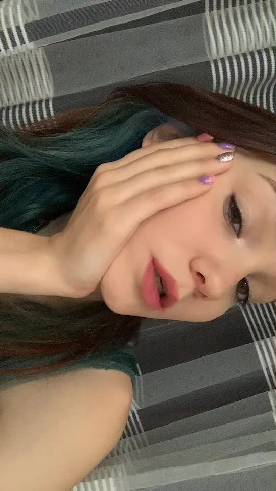 @💥
