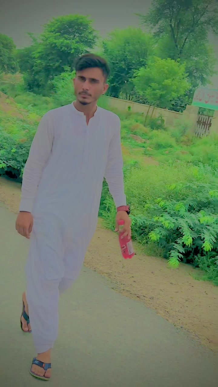 @AwaiskhanBk