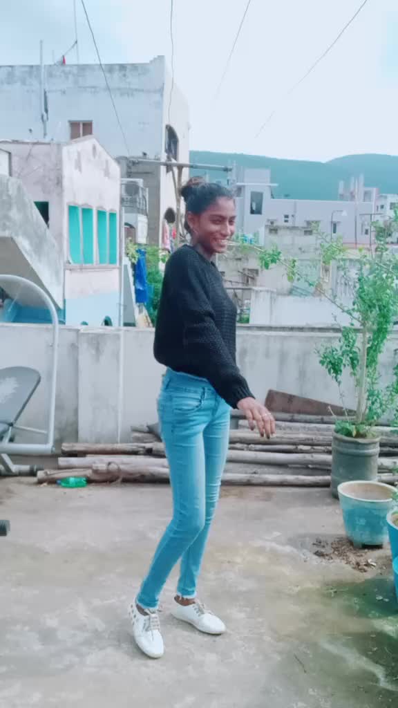 @pravalika_smiles
