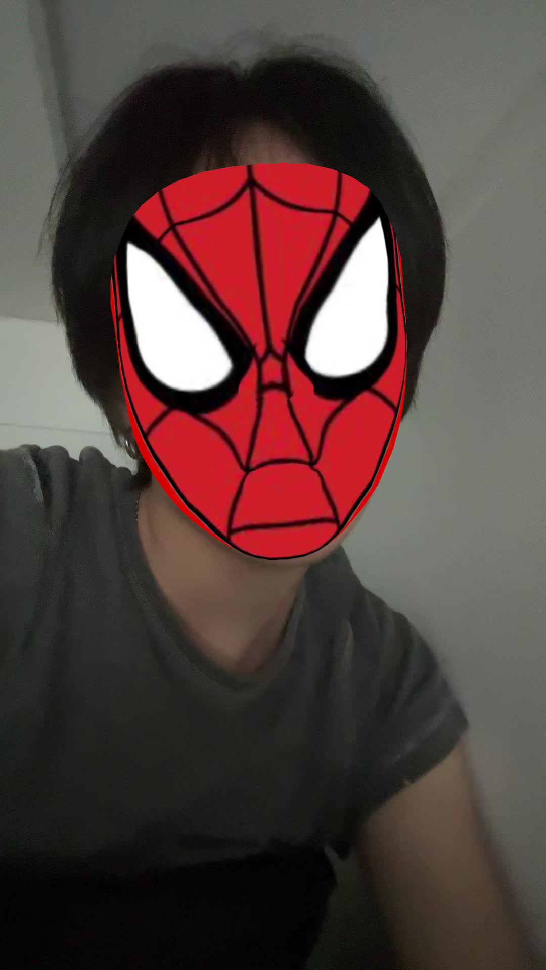 @이건우