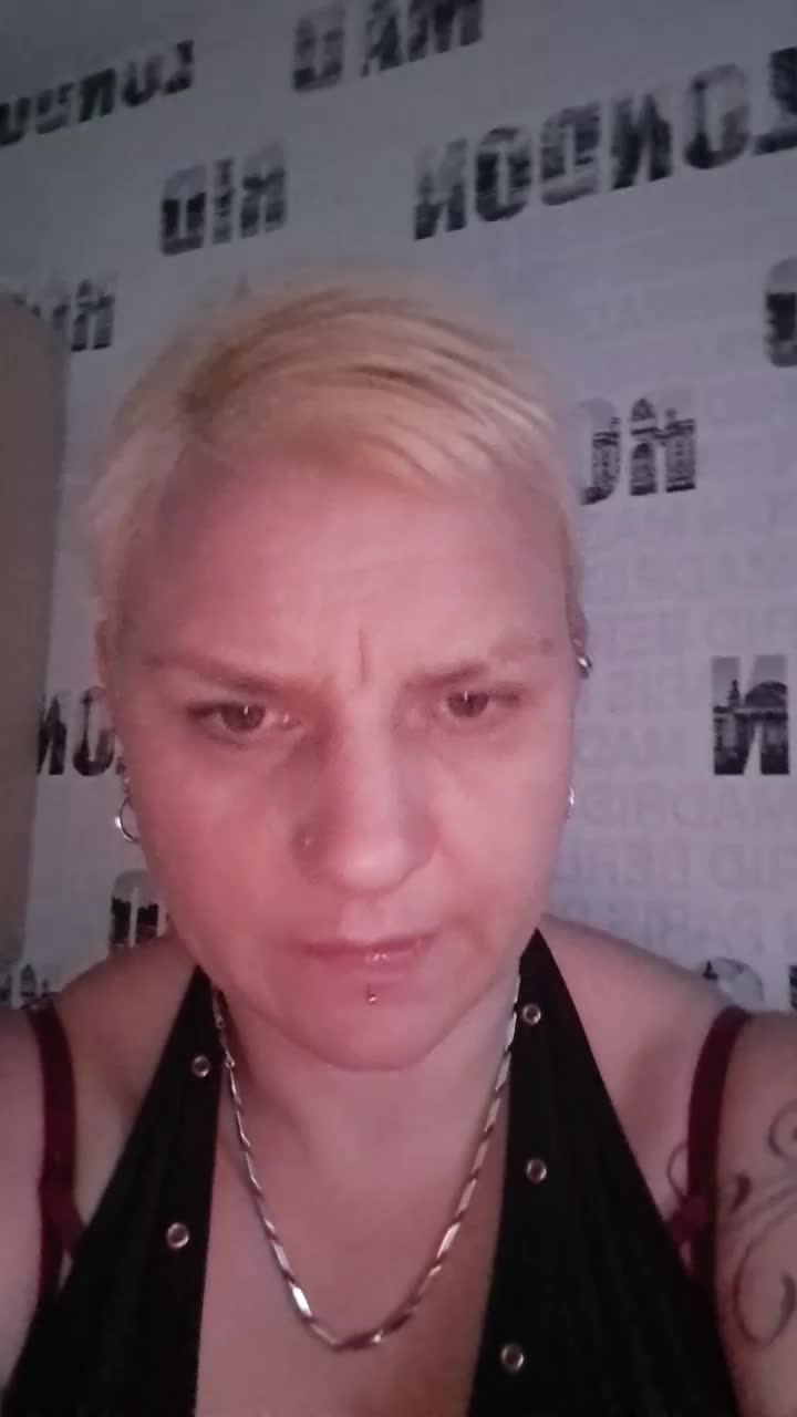 @gl&uuml;ckliche Mama 2023