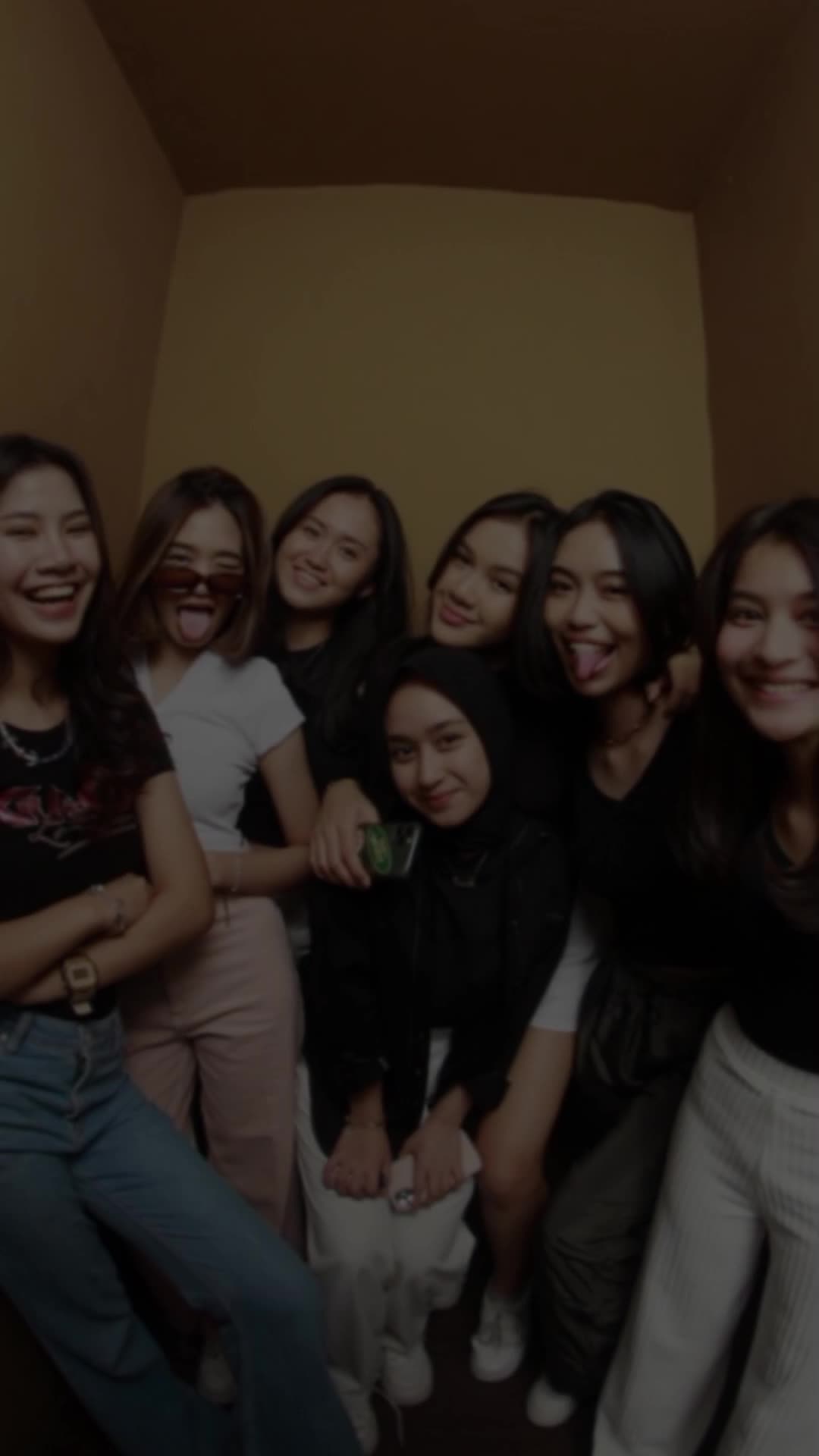 @indri komalasari