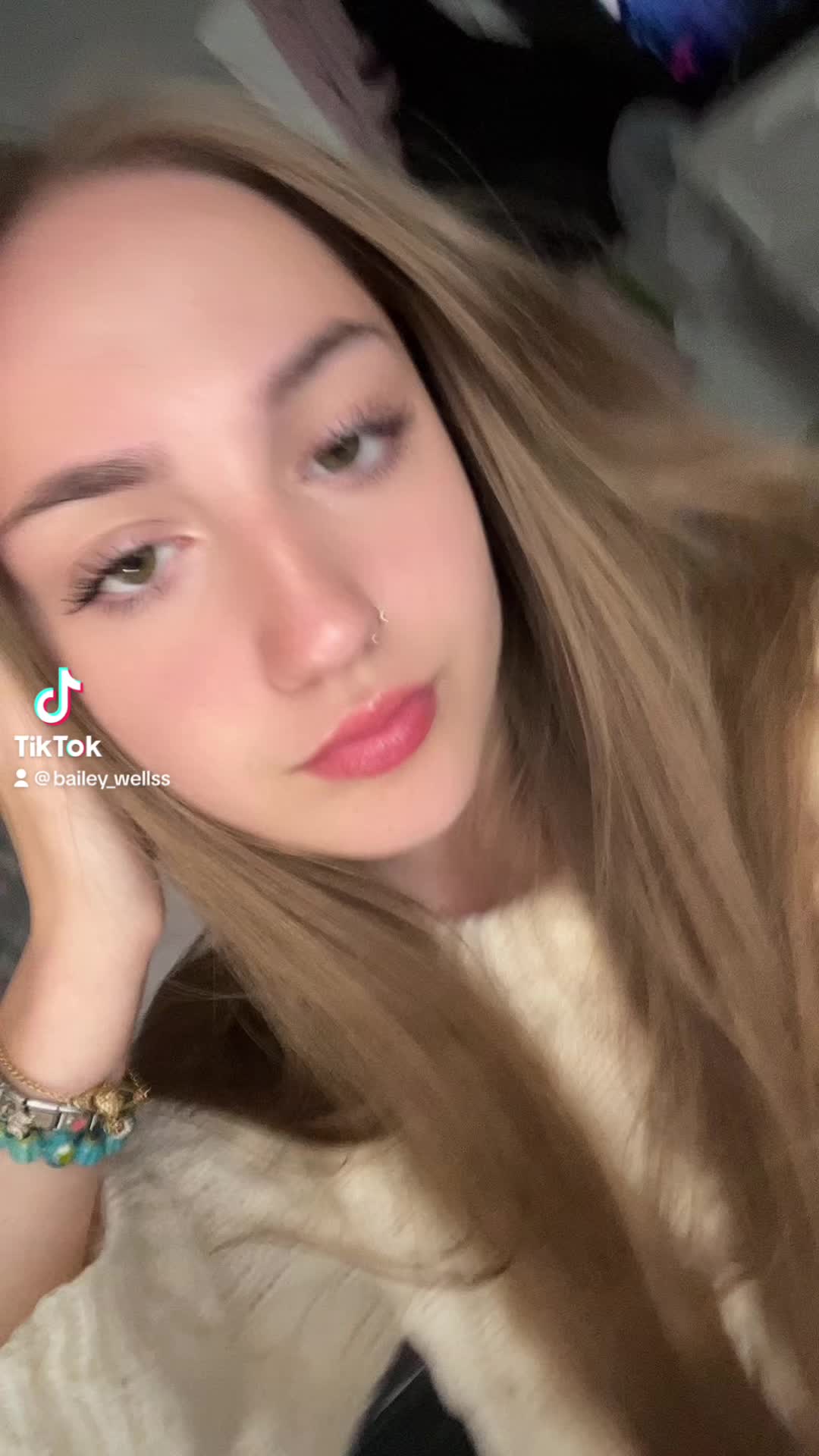 @🍒😮&zwj;💨
