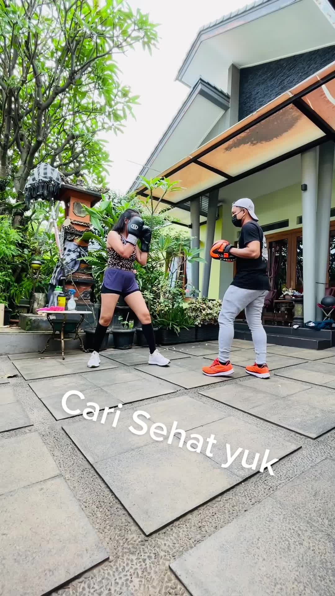 @Ayu
