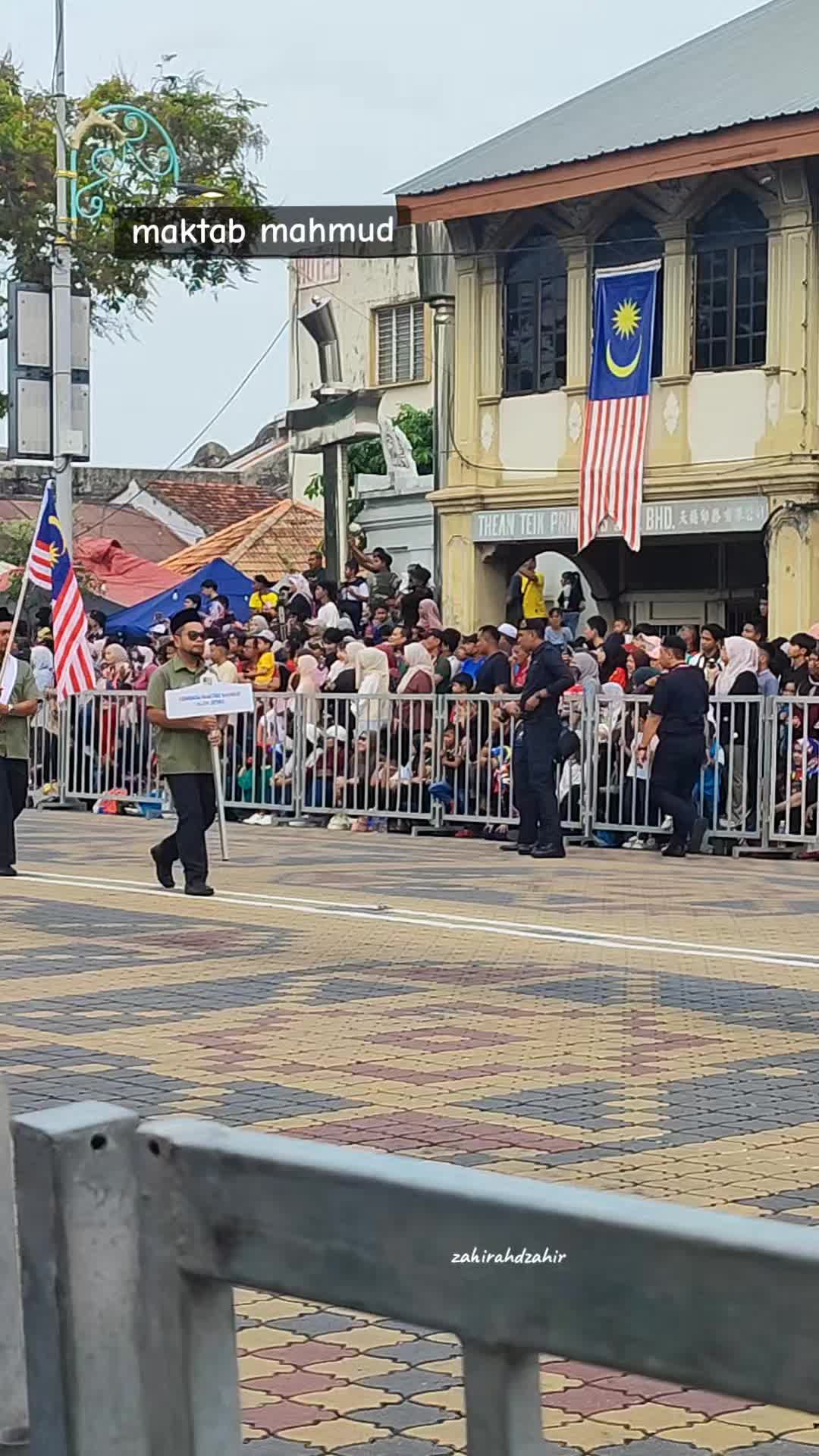 @ct_zahirahdzahir