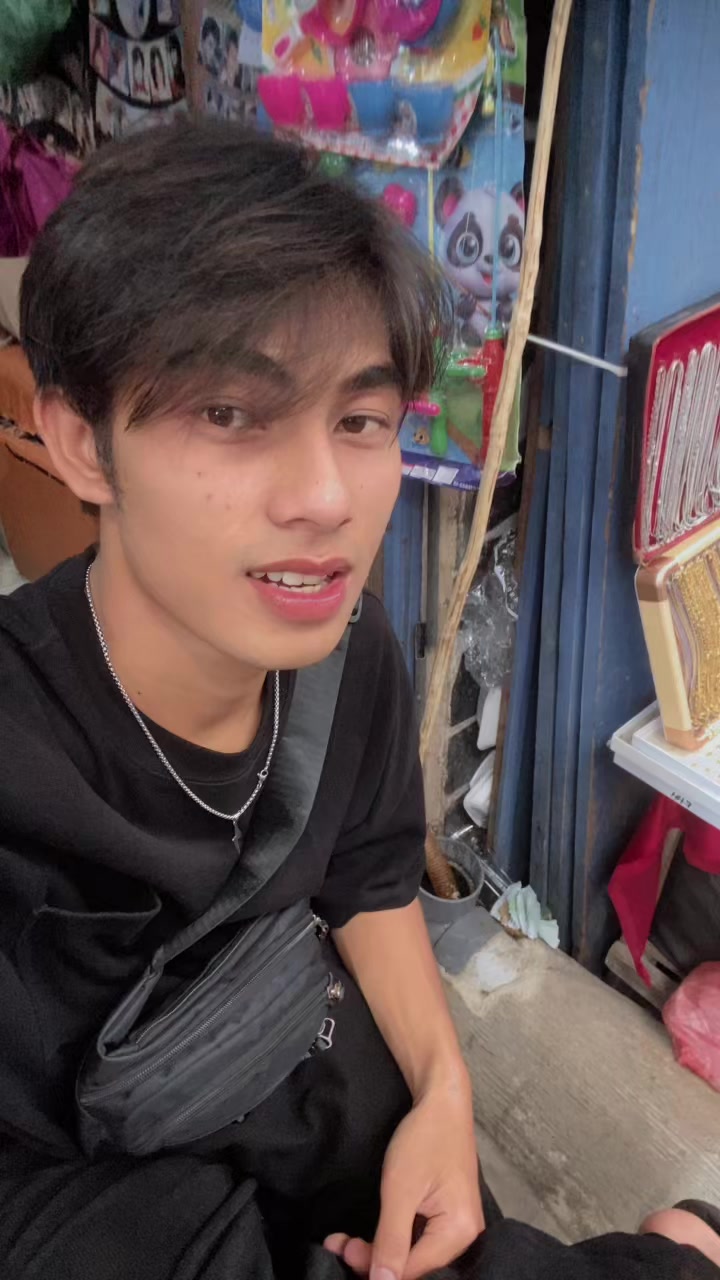 @VanLasax