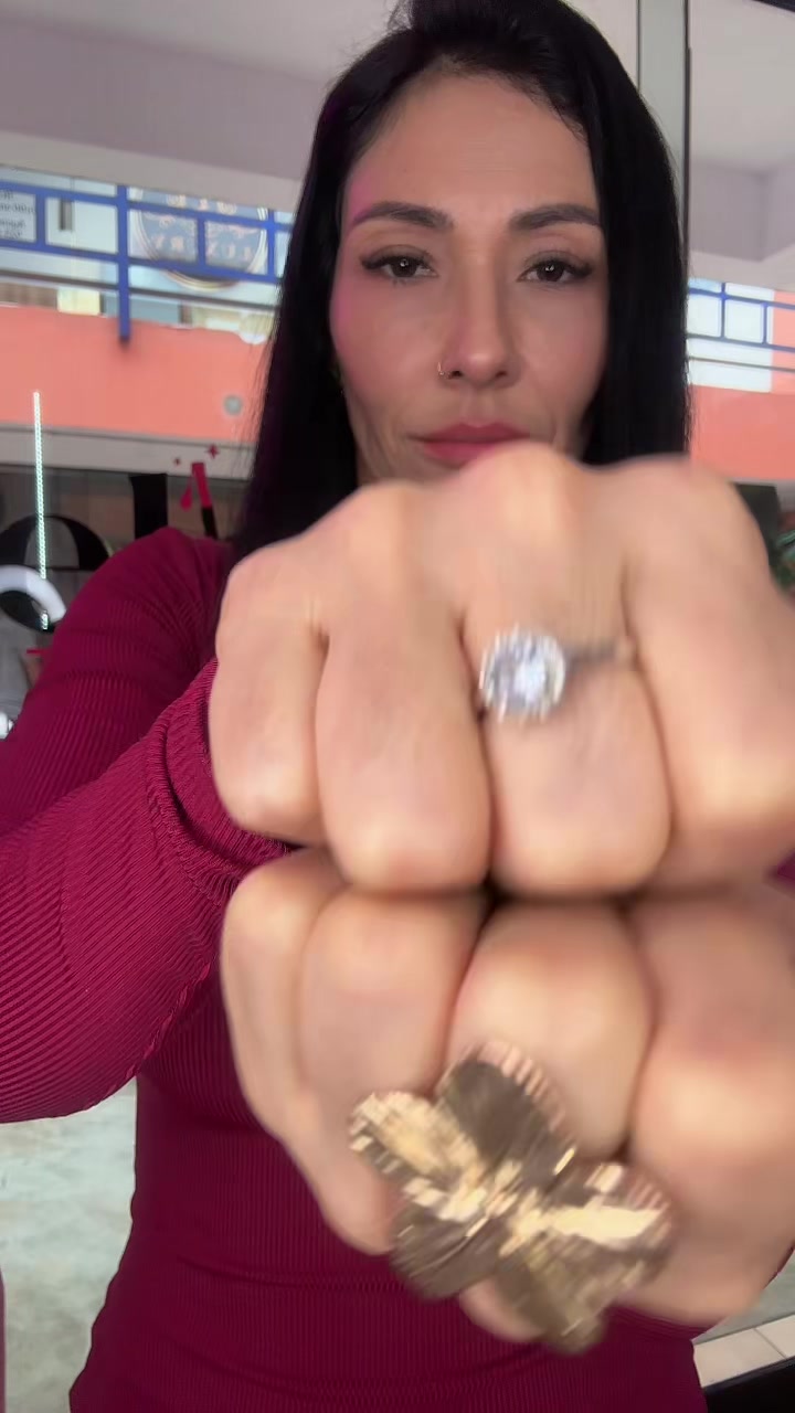 @Lucrativa