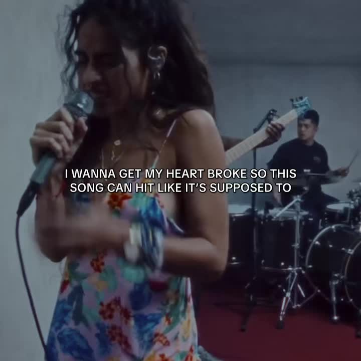 @Jessie Reyez fanpage