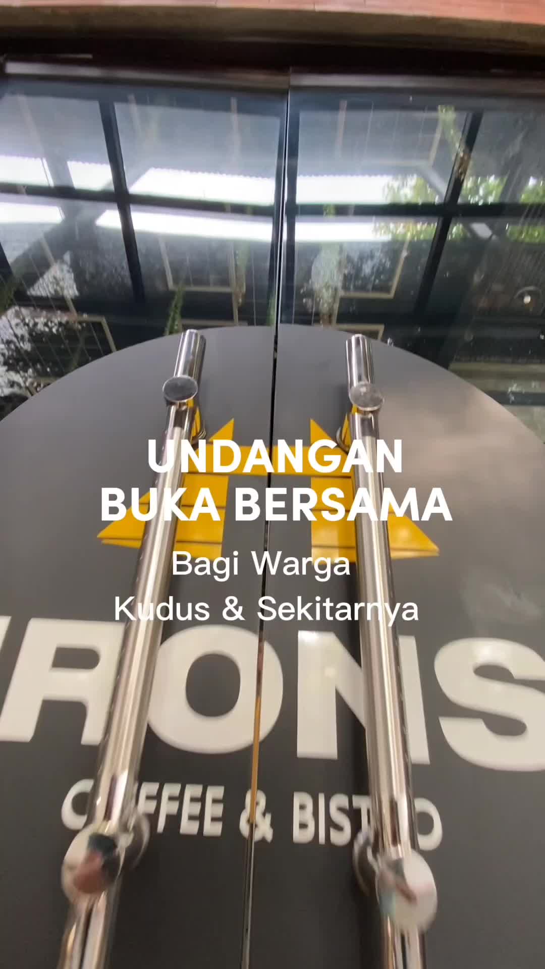@Irons Cafe & Waterpark