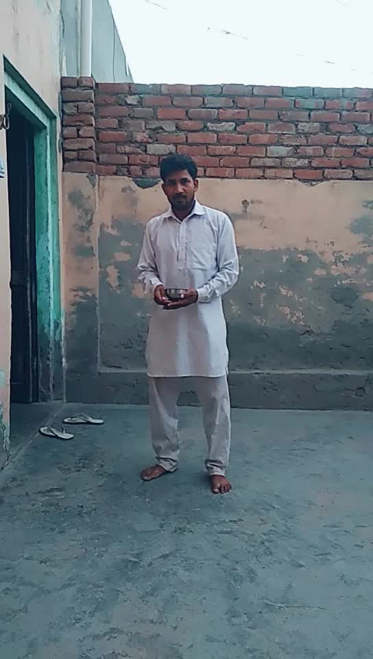 @user1931110498196
