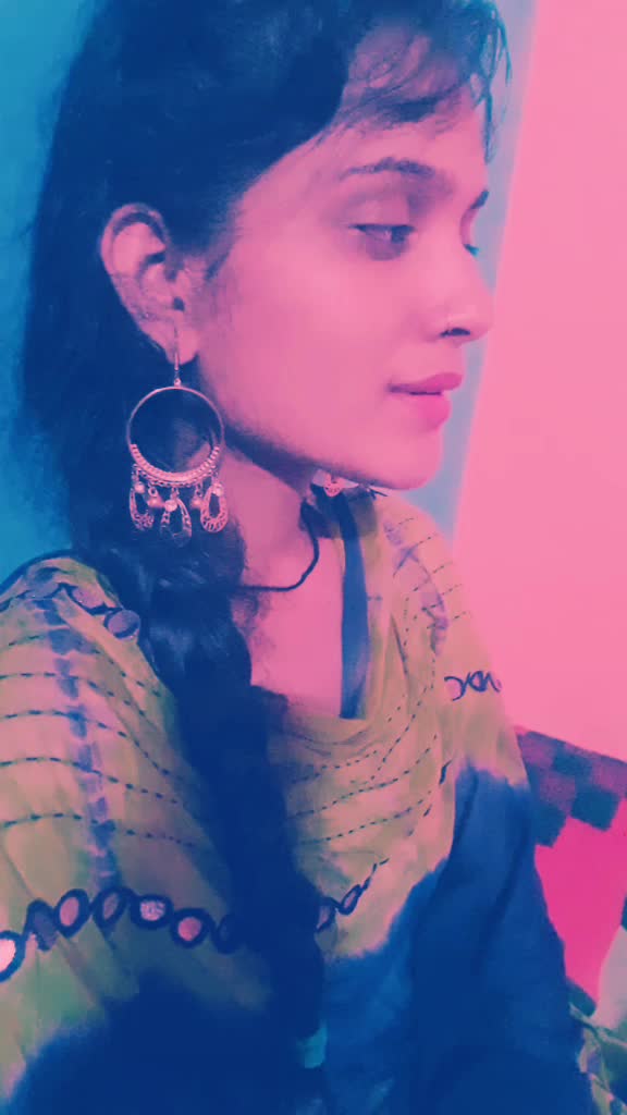@👑poojakaintura👑