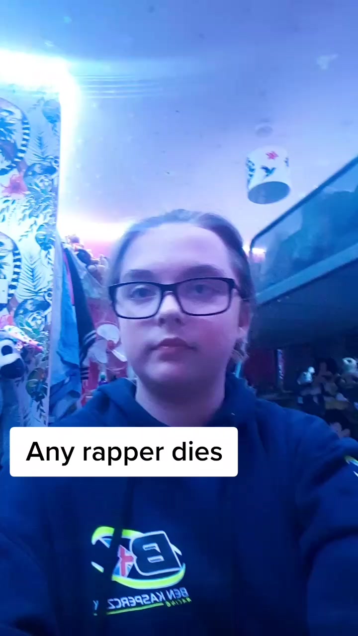 @Chloe