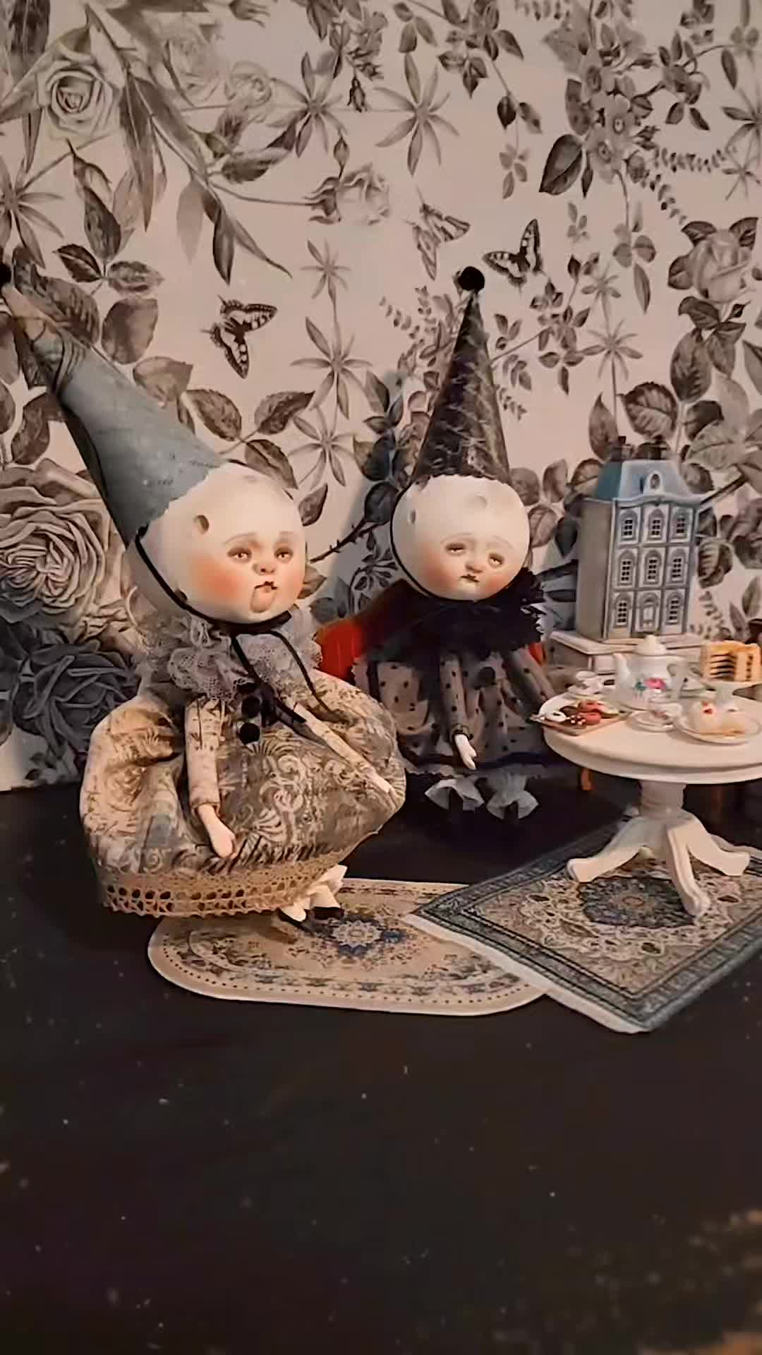 @The Circus Of Lost Dolls
