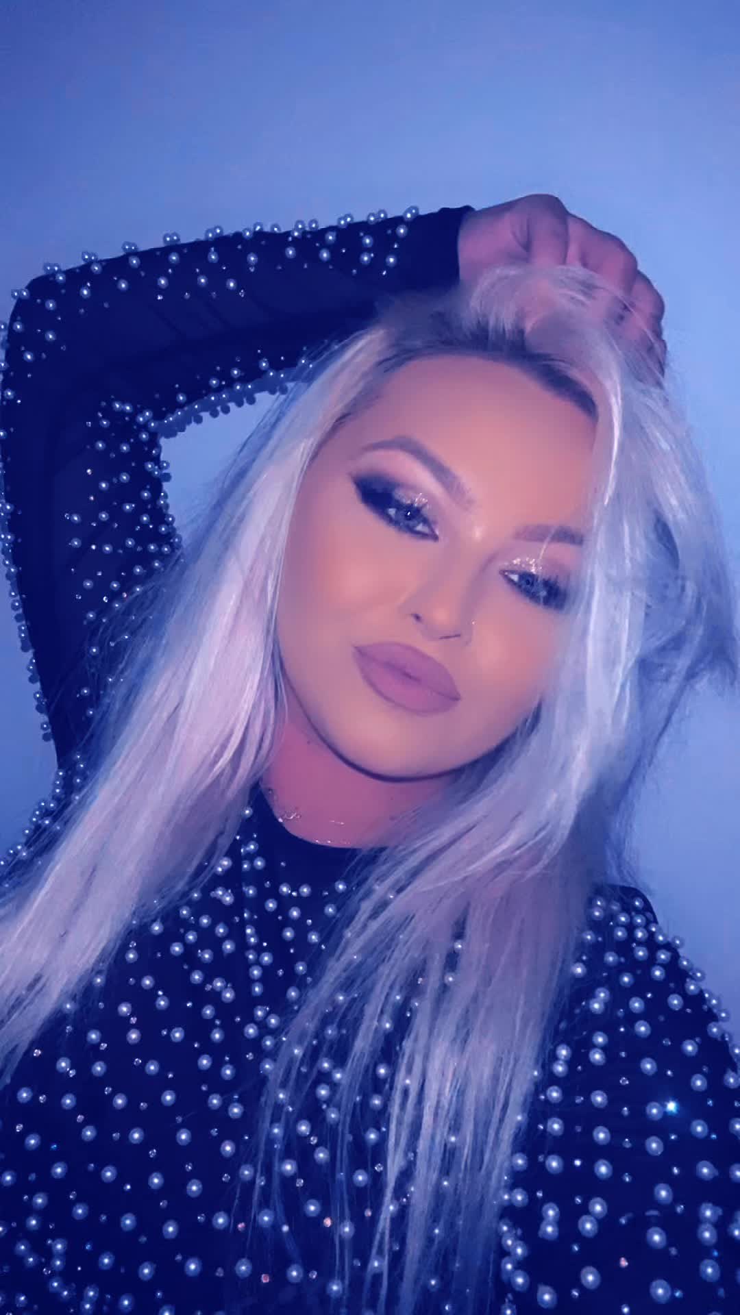 @Denyy