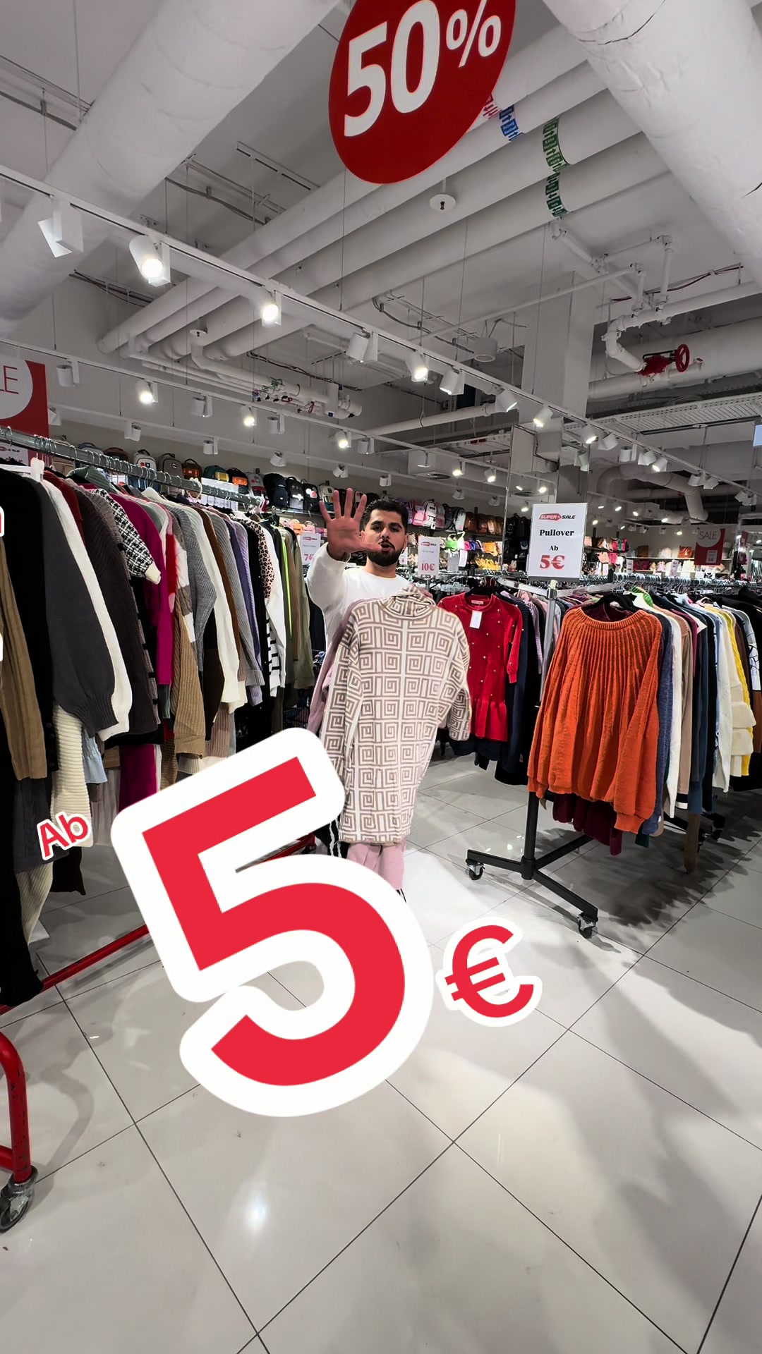 @Lacaoutlet2