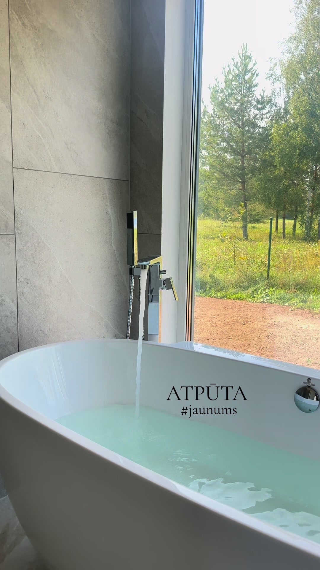 @AKMENI RESORT / ATPŪTA