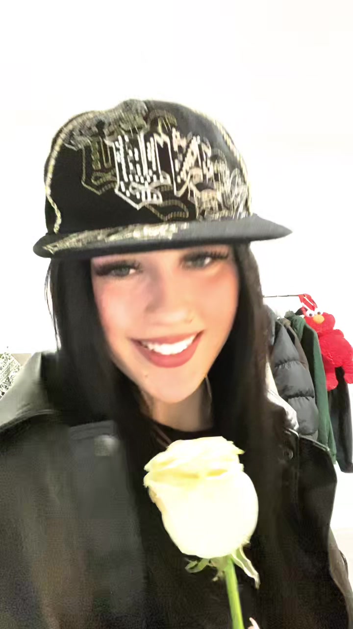 @eelluzz