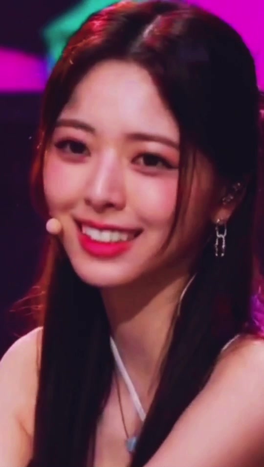 @Christie ๐จ๐ฆ๐ต๐น