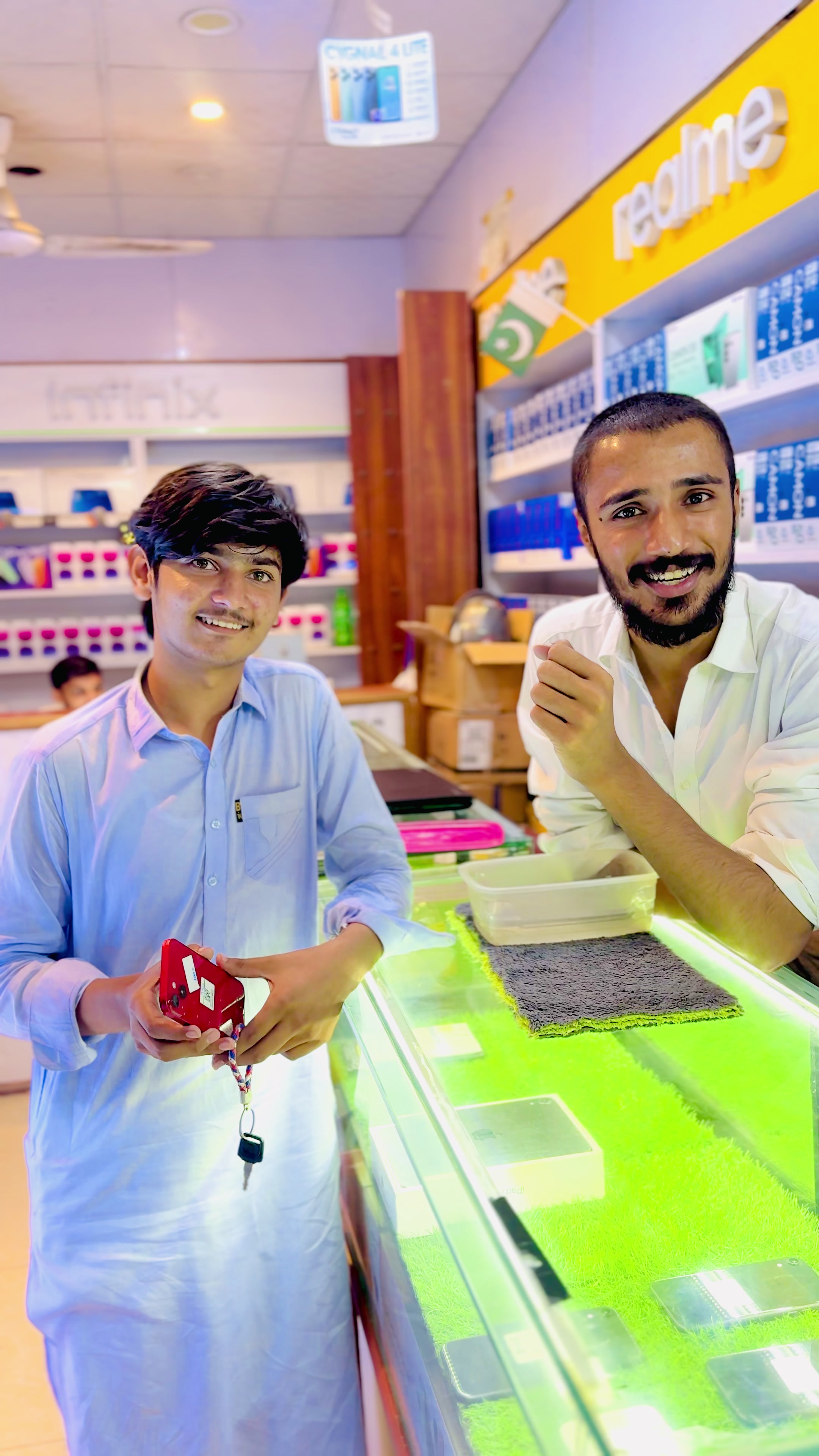 @Saad Mobiles Sargodha 