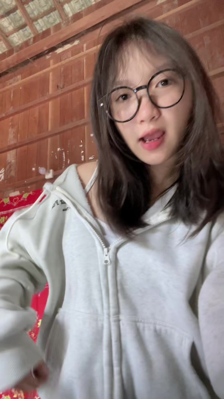 @๐ฃ