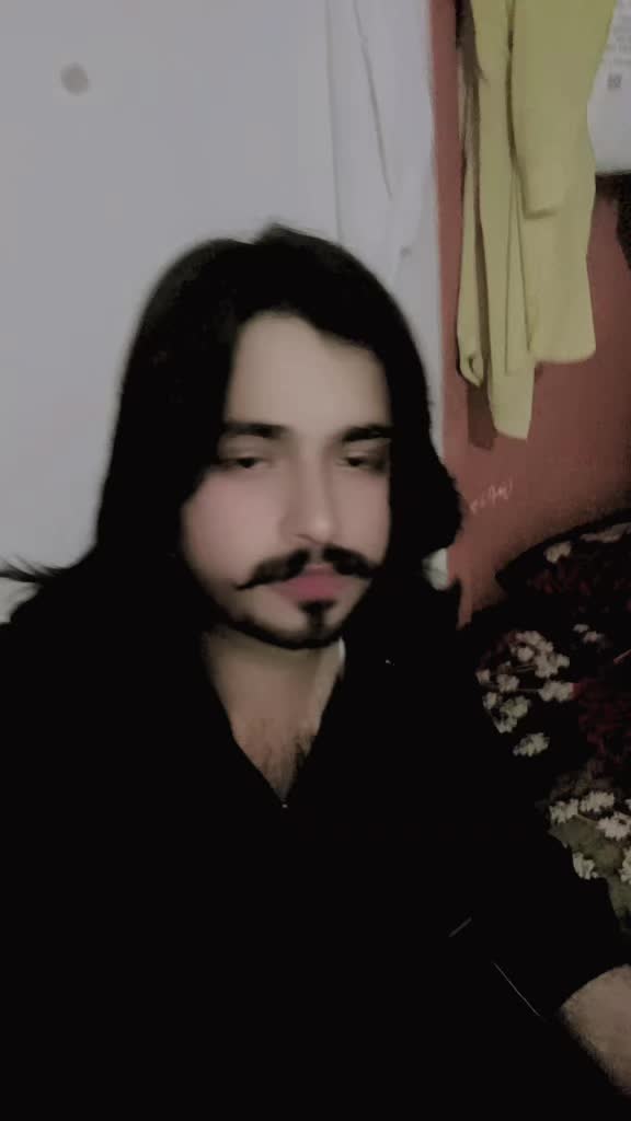 @Ayaz MaSooD YaŕBasĥ✌️