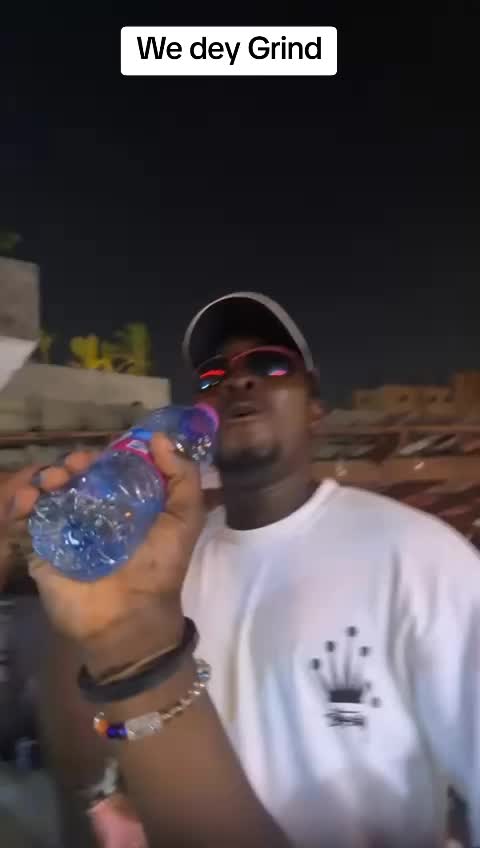 @mrquening