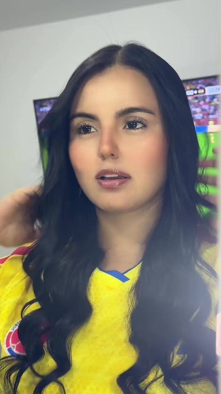 @Vale Betancourt🐼⚡️