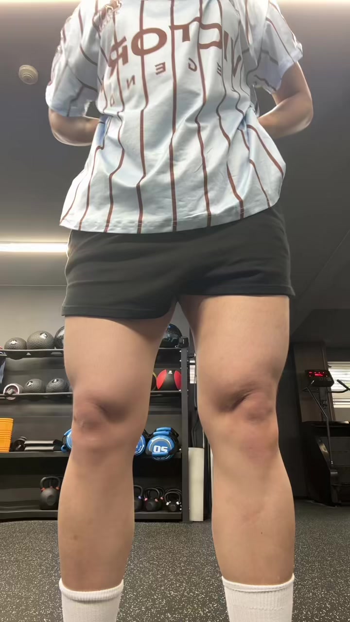 @🥥